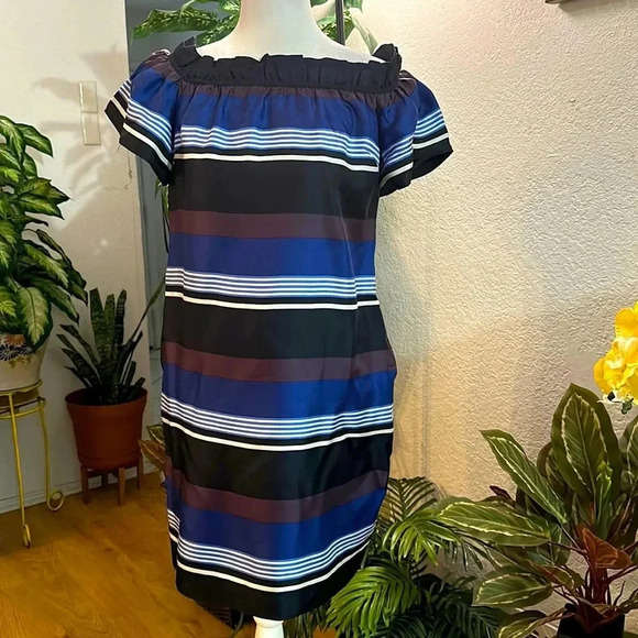 Banana Republic off shoulder mini dress size XS - Picture 1 of 8